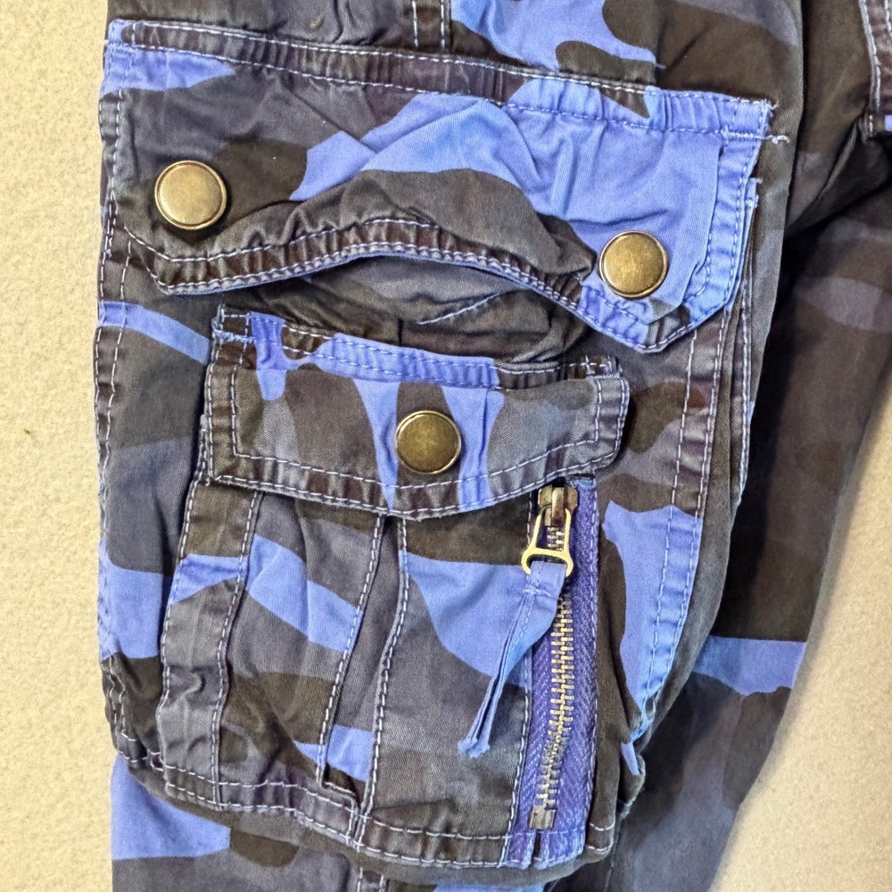 Erston Mens Blue Camo Cargo Shorts Multi Pocket Utility Streetwear NWT - Picture 3 of 14